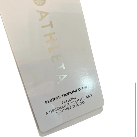 New Athleta plunging tankini top size small cup size d to dd camo flora gables. - Picture 7 of 7